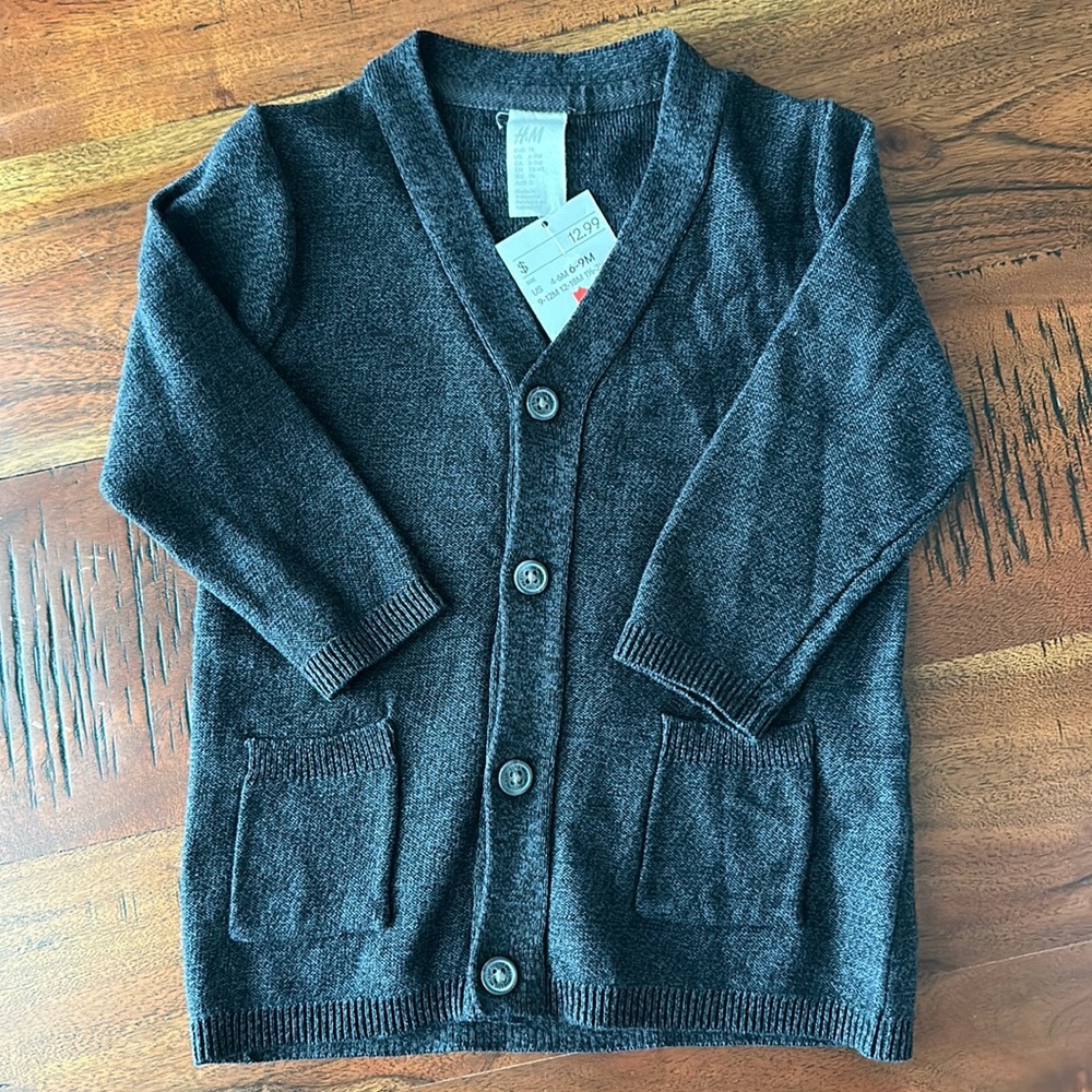 H&M Cardigan Size 6-9 Month